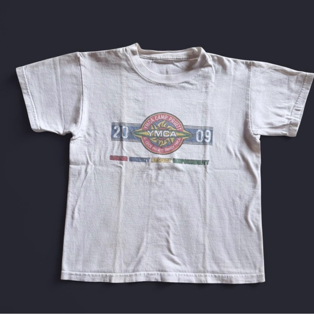 Vintage 2009 YMCA Camp Pruett Graphic Tee | Boys Size Medium White Cotton